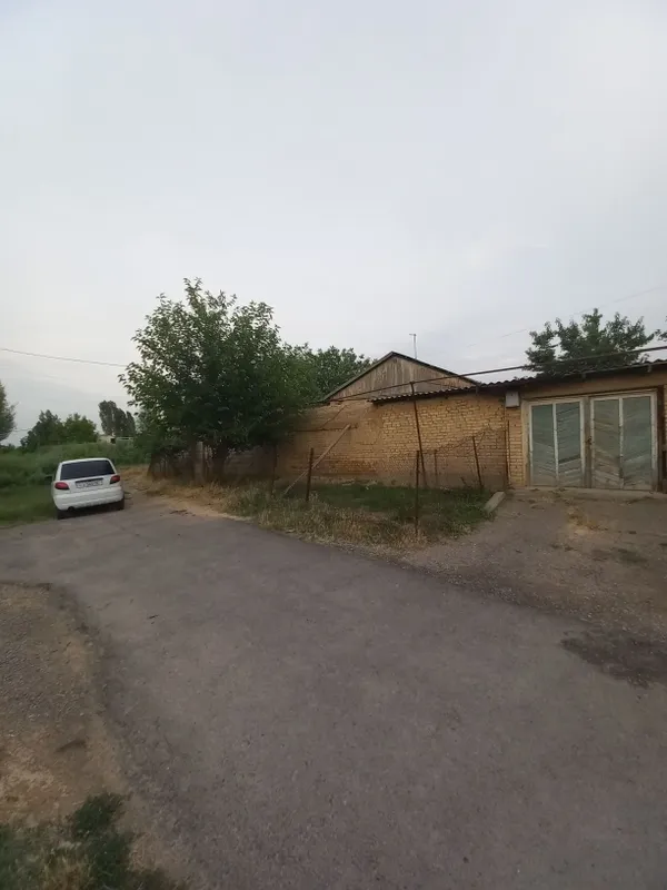 Qibray tumani burota mahallasda Uglavoy 10-sotokli yer maydoni 6