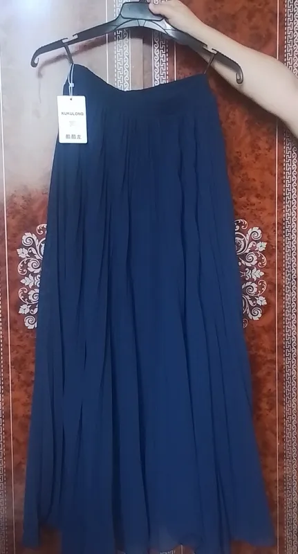 Yubka chiroyli uzun Yubka chiroyli uzun