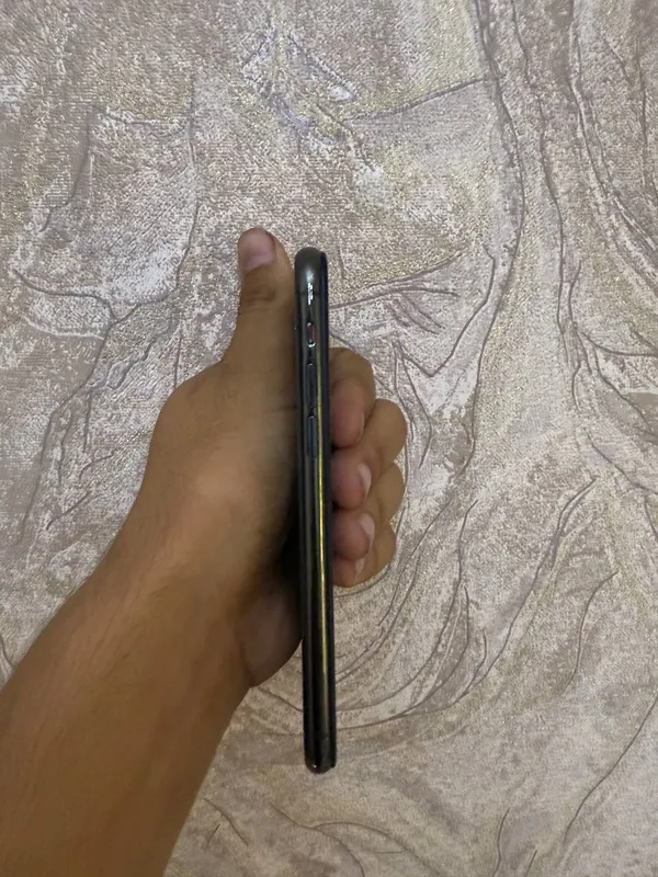 Iphone 11 pro holati yaxshi 4