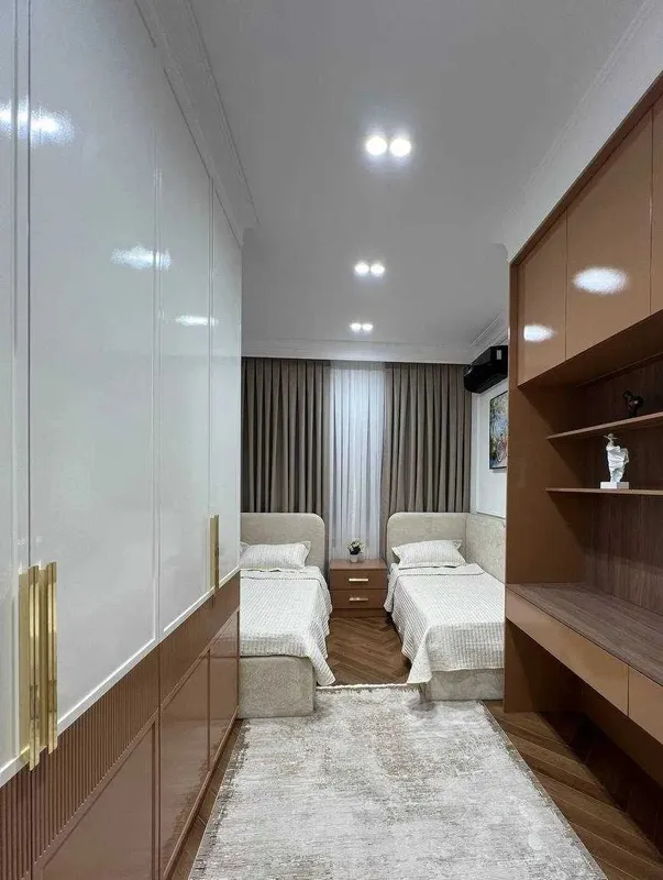 ул. Нукусская 2 комнаты • 65 м² • 4/9 этаж 8