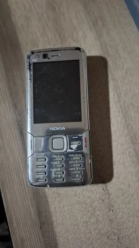 Afsonaviy nokia N82