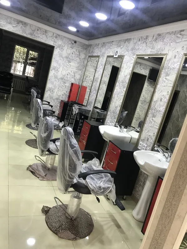 Noturar uy sotiladi Salon, O’zimniki 3 Noturar uy sotiladi Salon, O’zimniki 3