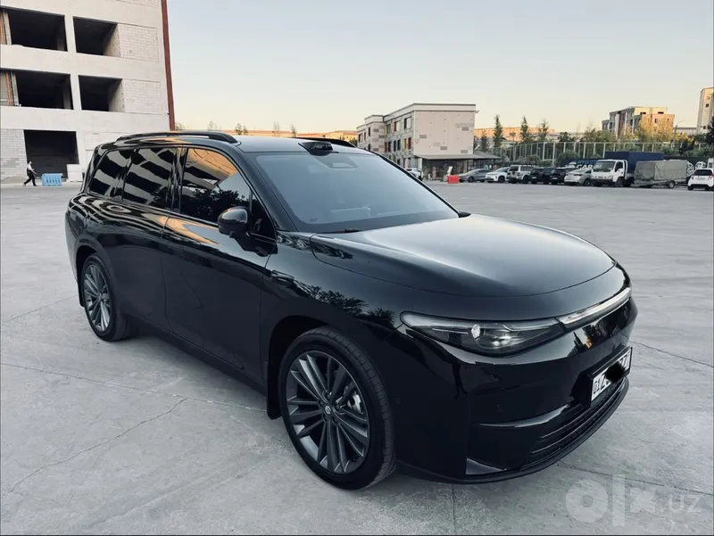 Leapmotor C16 2025-Yil Dop Opsiya Gibrid Naxt/Variantga 2 Leapmotor C16 2025-Yil Dop Opsiya Gibrid Naxt/Variantga 2