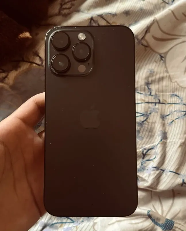 Iphone 14 pro max 4