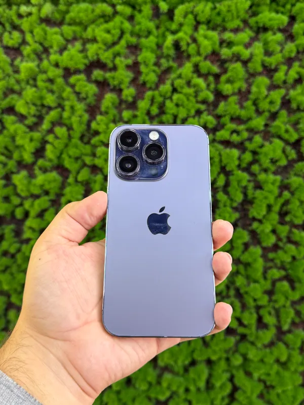 iPhone 14 Pro iPhone 14 Pro