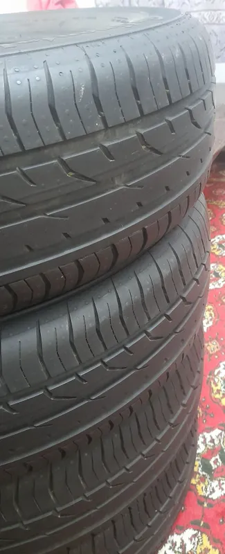 Кобальт заводские балоны Continental 195/65R15 4шт. Пробег 1000 км. — фото 1