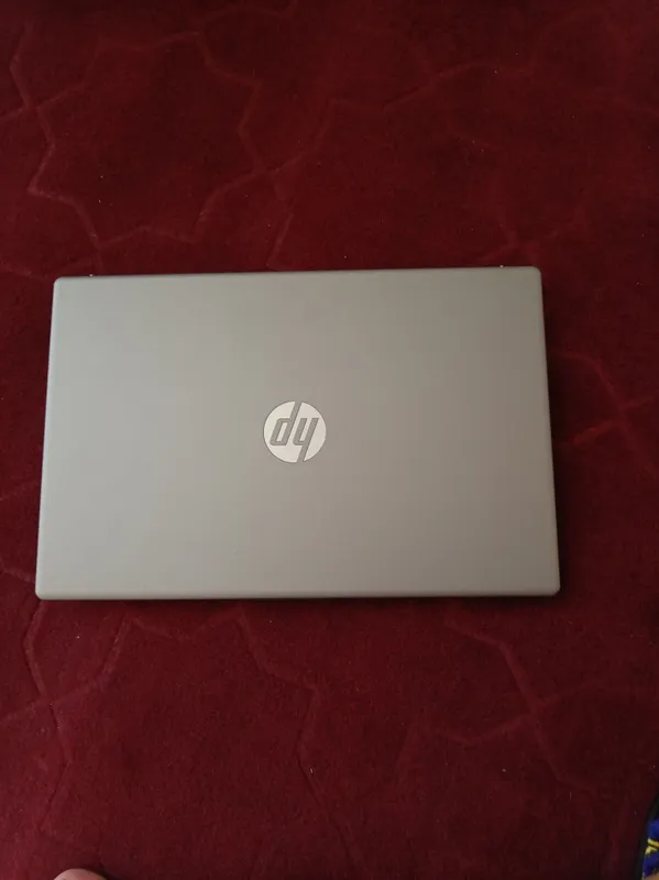 Hp Note Book Ryzen 7 77330U with Radeon Graphics