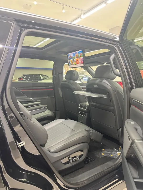 Dongfeng 008 EP 2026 restyling 5 Dongfeng 008 EP 2026 restyling 5