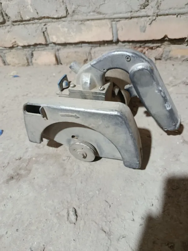 Продам мотор торцовка 2 Продам мотор торцовка 2