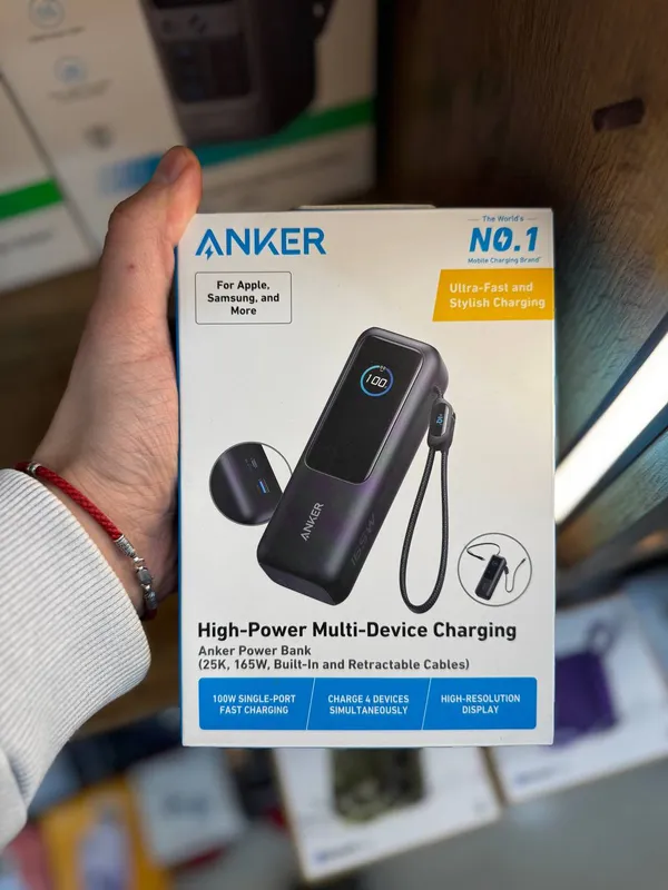 Повербанк Anker
