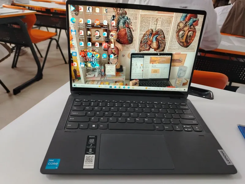 Lenovo sensorlik noutbuk 1 Lenovo sensorlik noutbuk 1