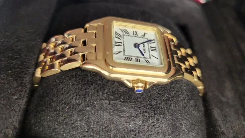 Золотые часы Cartier — фото 1