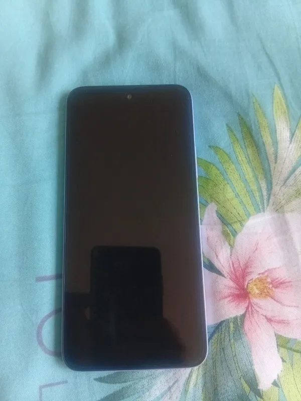 Redmi 15 sotiladi aybi yoʻq ishlashlari chotkiy Redmi 15 sotiladi aybi yoʻq ishlashlari chotkiy