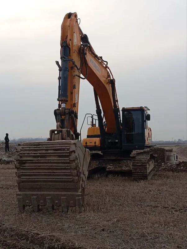 Hyundai 380 ekskavator 2 Hyundai 380 ekskavator 2