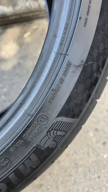 275/40/R22 Michelin pilot sport⁴ 5