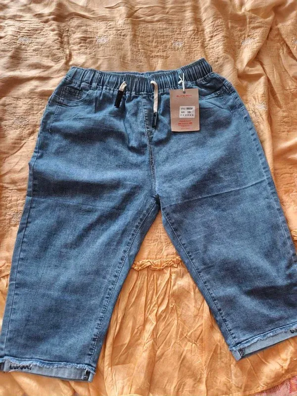 Продам Новые джинсовые капри. 1 Продам Новые джинсовые капри. 1