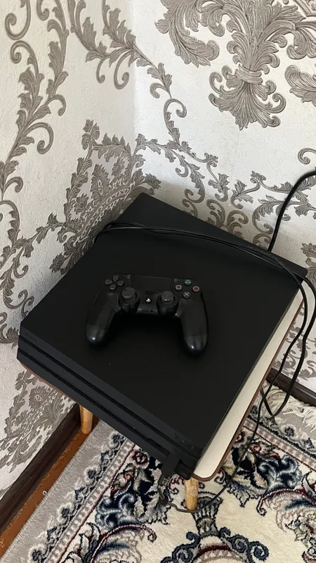 PlayStation 4 Pro — фото 2