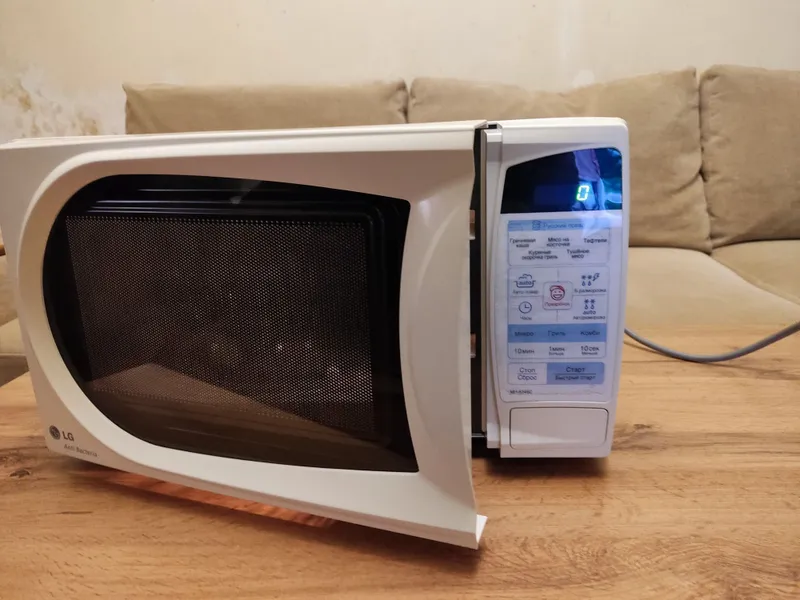 Монитор Samsung SyncMaster P2250 22" Б/У — фото 1