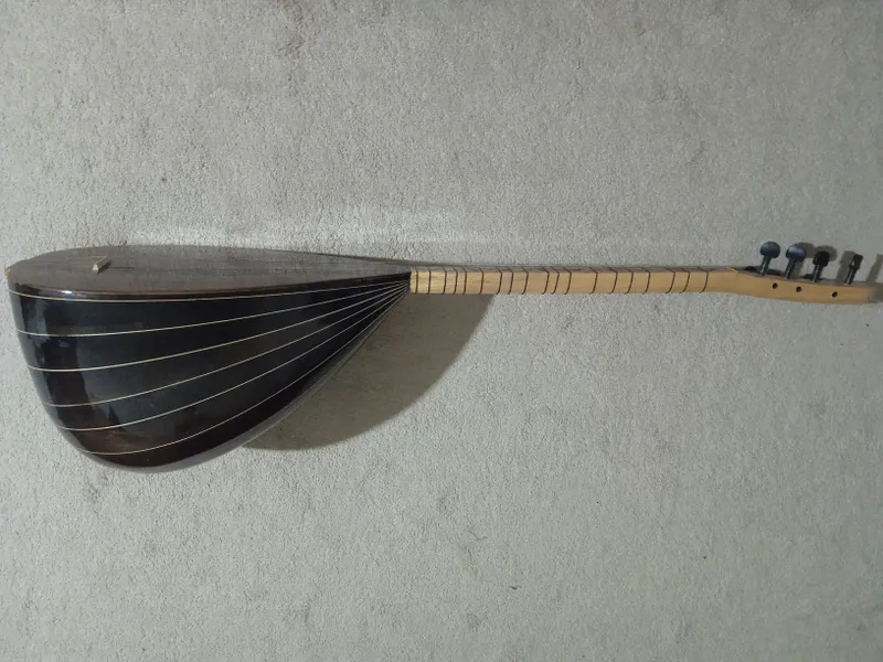 Turk tamburi 3