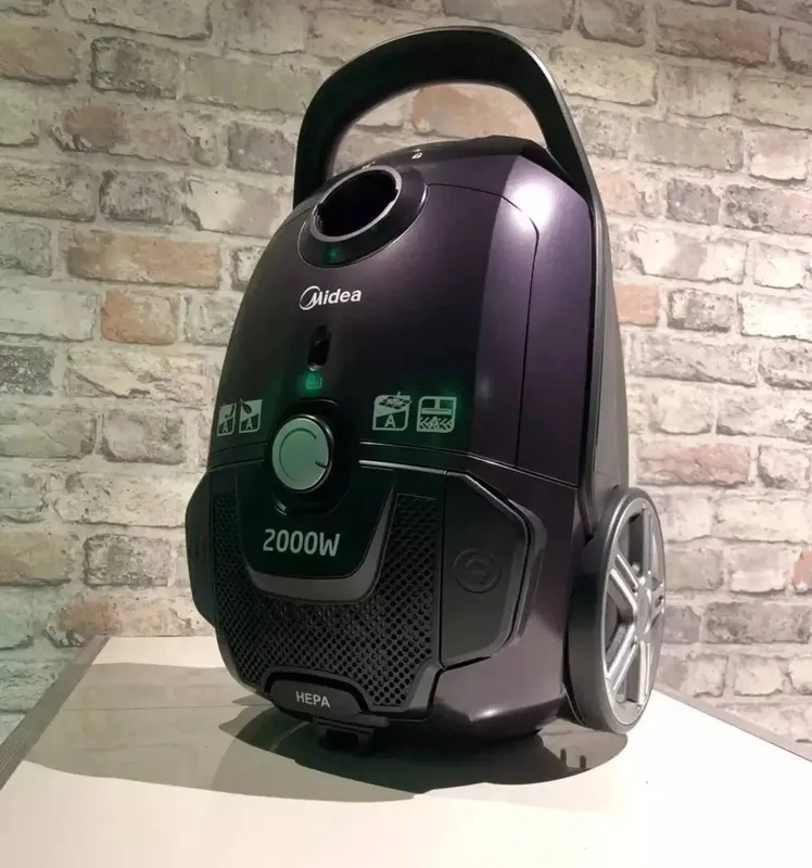 Пылесос Model C18 — Midea циклонный пылесос 3 Пылесос Model C18 — Midea циклонный пылесос 3