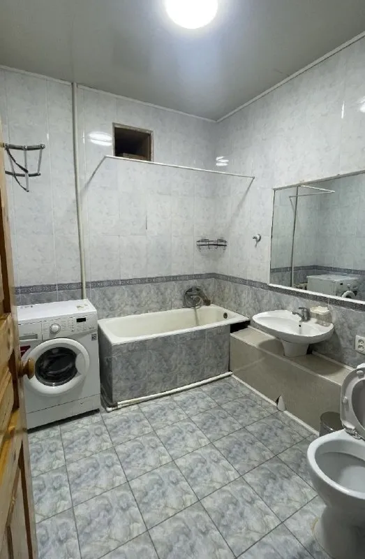3 xonali kvartira, 65 m², Mirobod 8