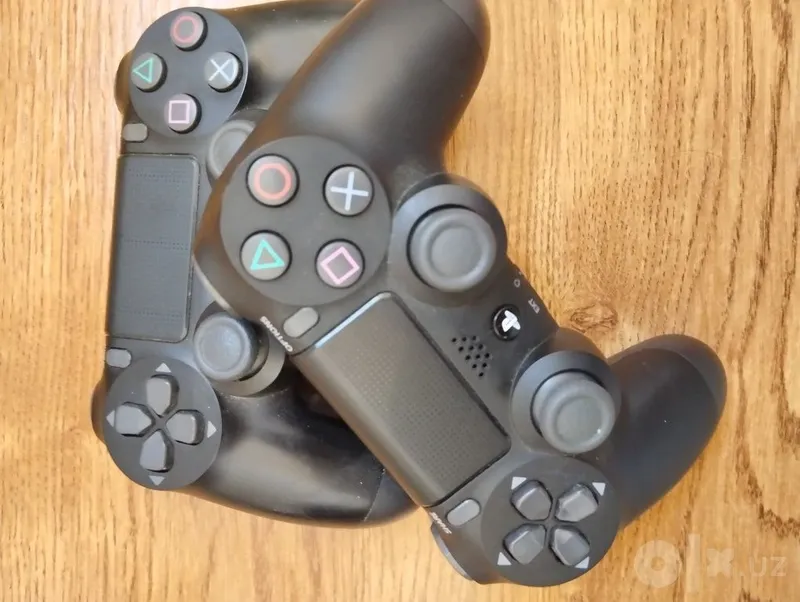 Оригинальные джойстики для PlayStation 4, 2 шт. 1 Оригинальные джойстики для PlayStation 4, 2 шт. 1