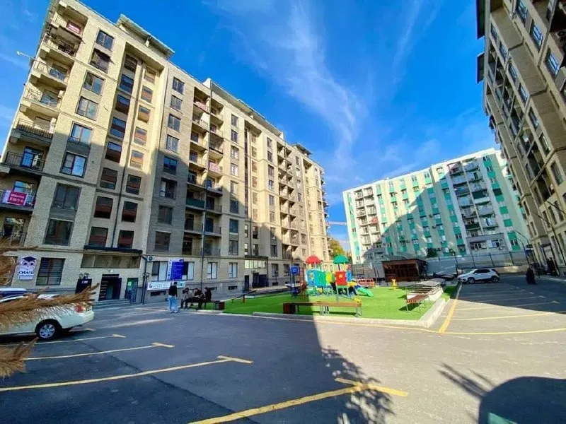 Poytaxt Residence ЖКда terassali 3 xonali kvartira sotiladi 2