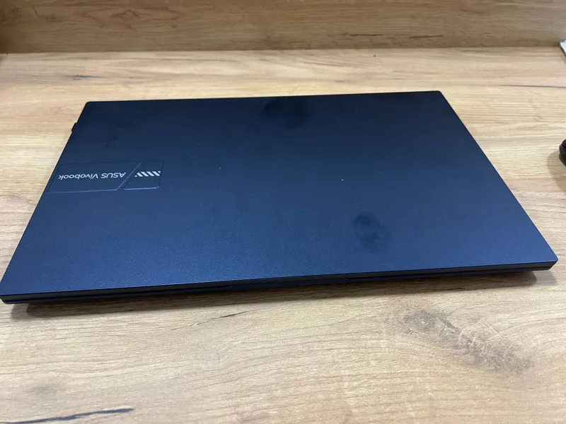Asus vivobook 15 X1504VA 1