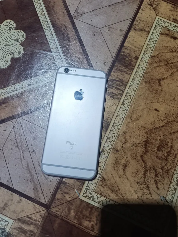 iPhone 6s telefoni sotiladi — фото 2