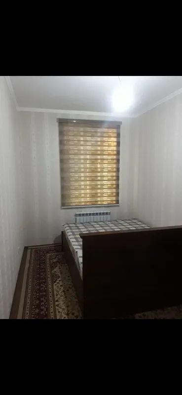 Центрда 24сааттың қасындағы домда квартира сатылад — фото 1