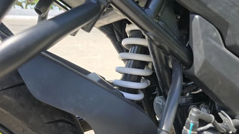 Мотоцикл CFmoto 250NK 2026 год 8