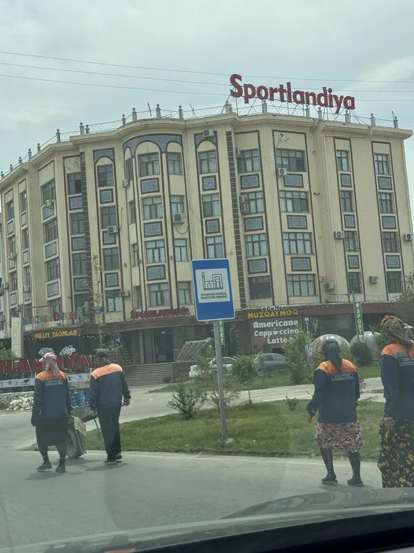 Srochna Karzinka ro’parasidan 6 sotix uchaska sotiladi — фото 6