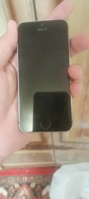 iPhone 5s 16 ГБ, продаётся 3 iPhone 5s 16 ГБ, продаётся 3