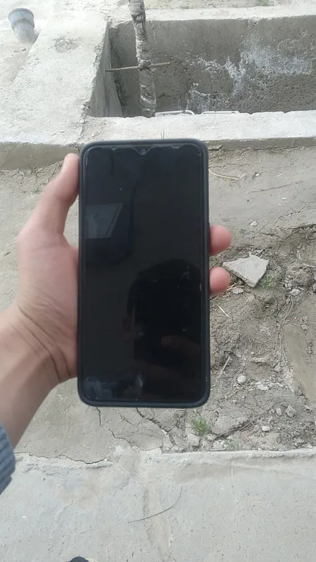 telfonni xolati yaxshi aybi yoq