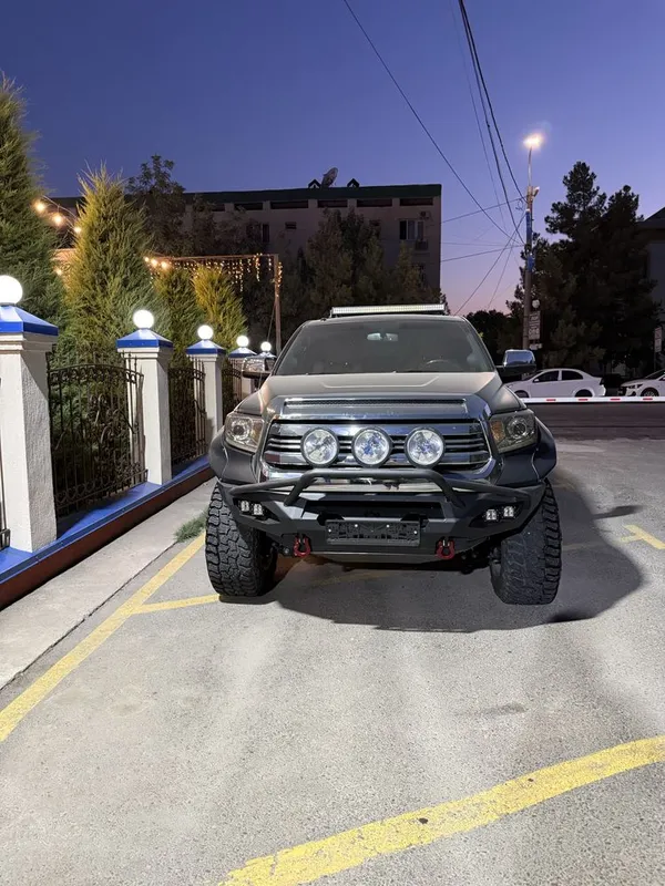 Toyota Tundra lifting 5.7 picap 1 Toyota Tundra lifting 5.7 picap 1
