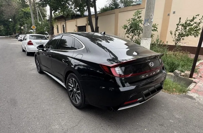 Hyundai Sonata qora — фото 1
