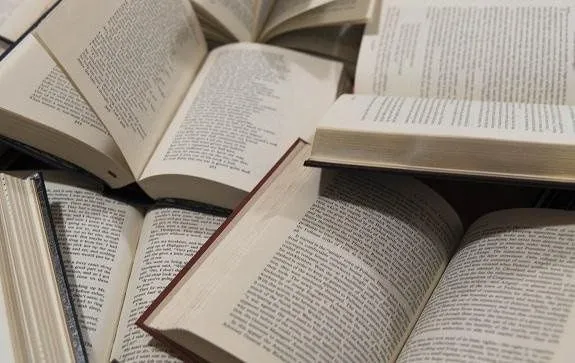 Книги по списку в описании