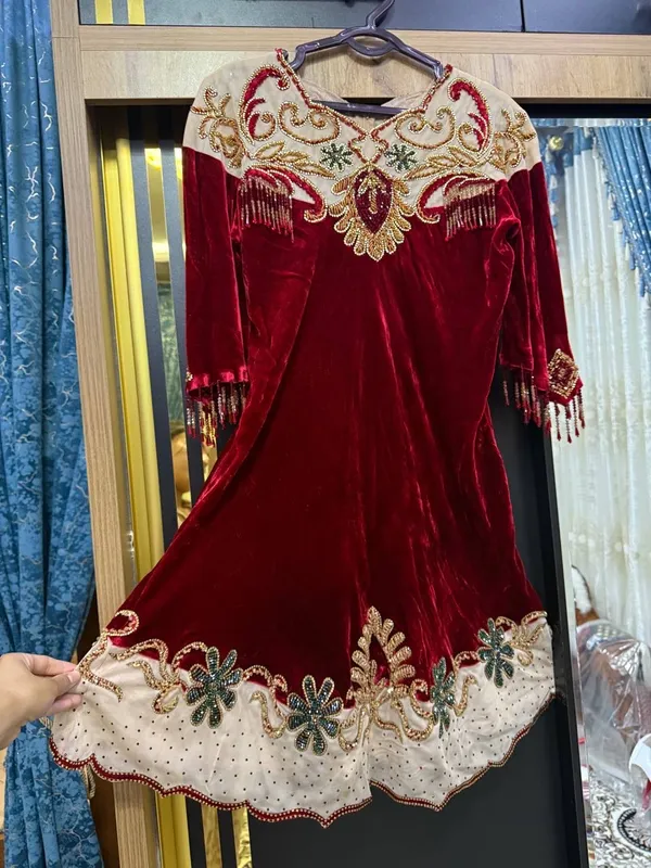 Koʻylak lozim. 1 soat kiyilgan