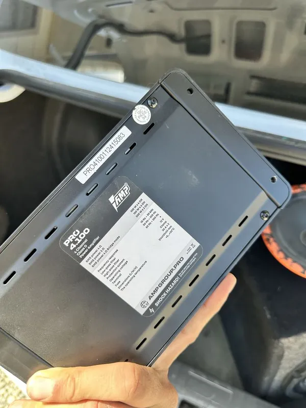 tayyor akustika estradnoy barracuda kalonka. usilitel + JBL sabvufer 3 tayyor akustika estradnoy barracuda kalonka. usilitel + JBL sabvufer 3
