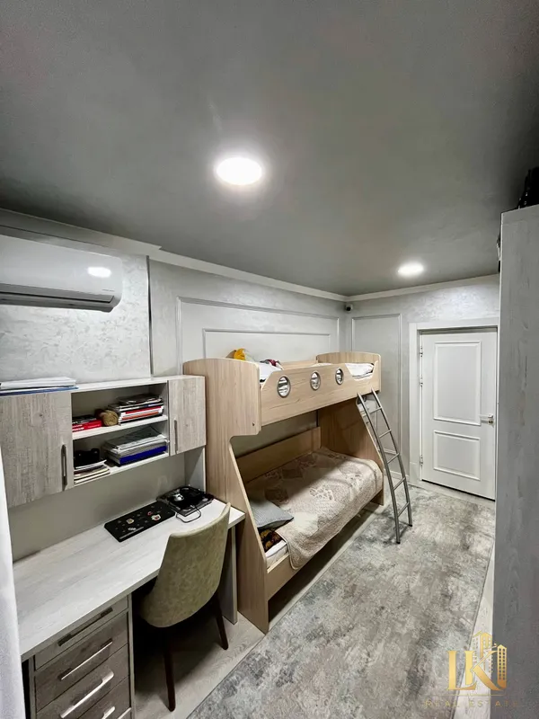 Продаётся 4-комнатная квартира, 82 м², Юнусабадский район 7