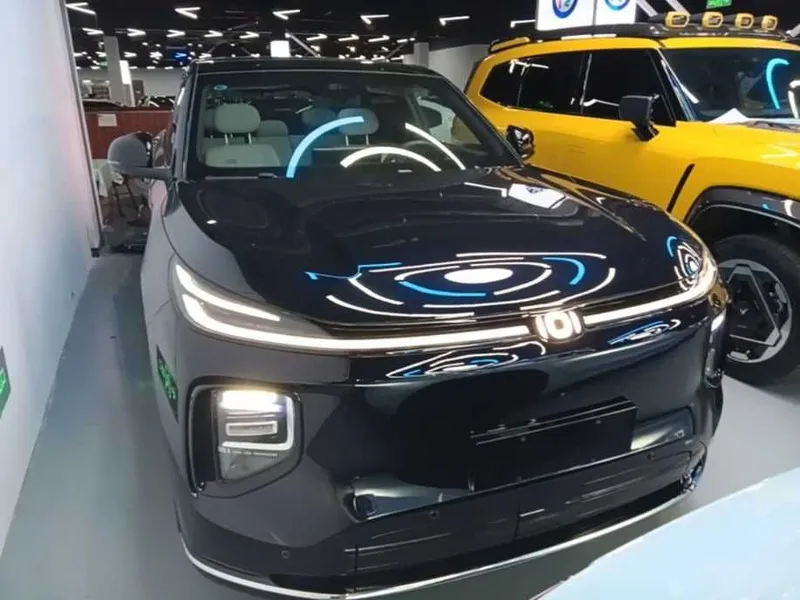 CHANGAN NEVO Q07 215 Prestige Edition