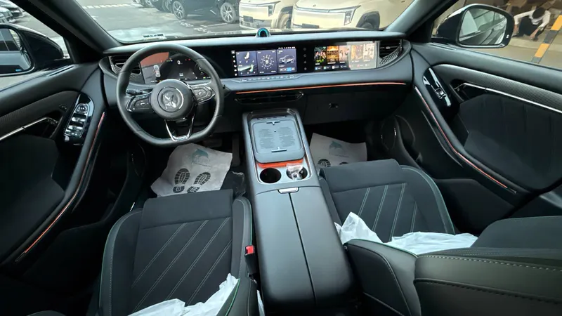 Voyah Free Hybrid (2026) — 1221 km masofa, Yangi Premium Krossover! 7 Voyah Free Hybrid (2026) — 1221 km masofa, Yangi Premium Krossover! 7