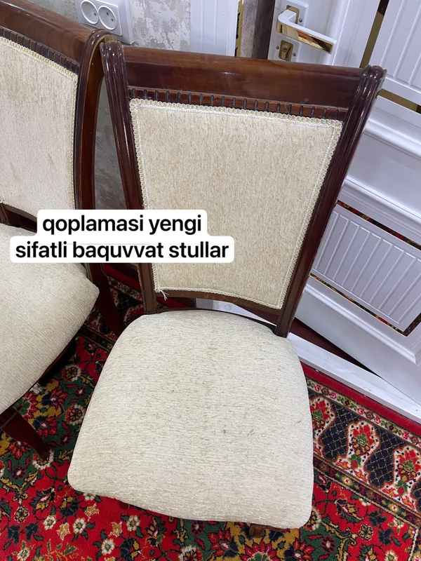 Zal uchun stullar
