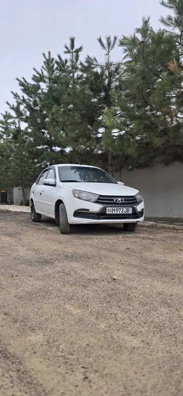 LADA GRANTA средном состаяние год 2018 с кандёрм 1 LADA GRANTA средном состаяние год 2018 с кандёрм 1