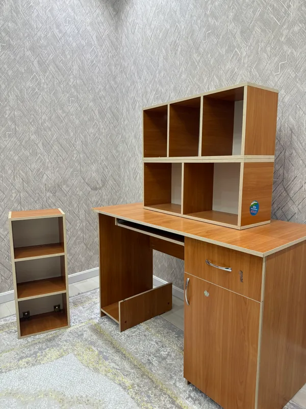 Mebel Kompyuterniy stol shkaf 1