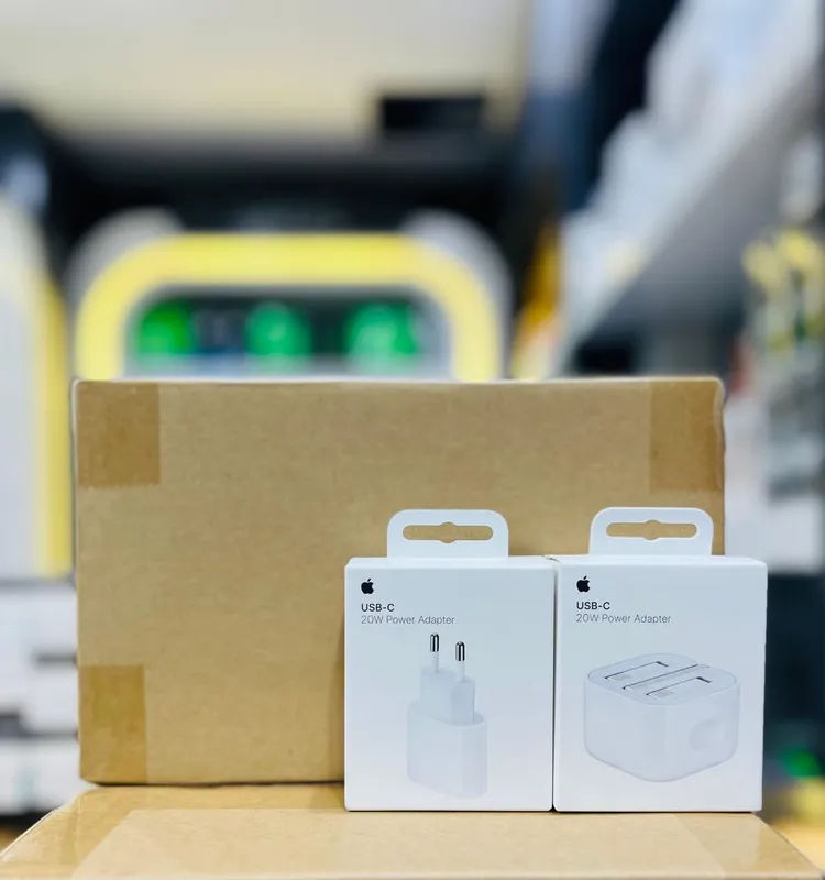 Блок питания apple 20w, 2024, оригинальная зарядка доя iphone — фото 1