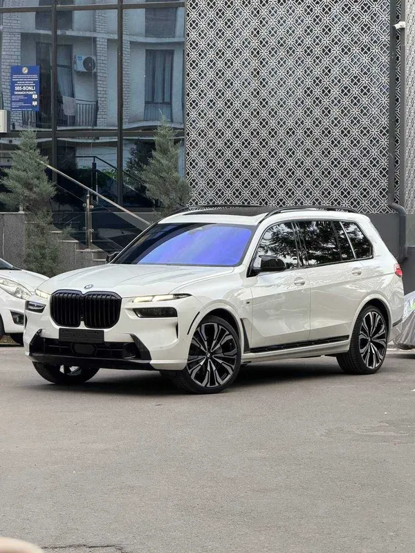 Sotuvda BMW X7 xDrive 40i — фото 1
