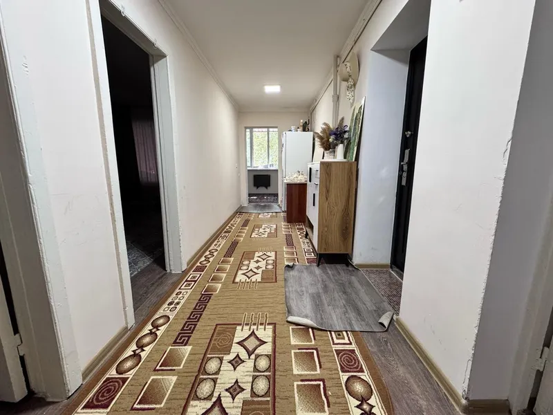 Срочно продается квартира, своя, г.Гулистан — фото 2
