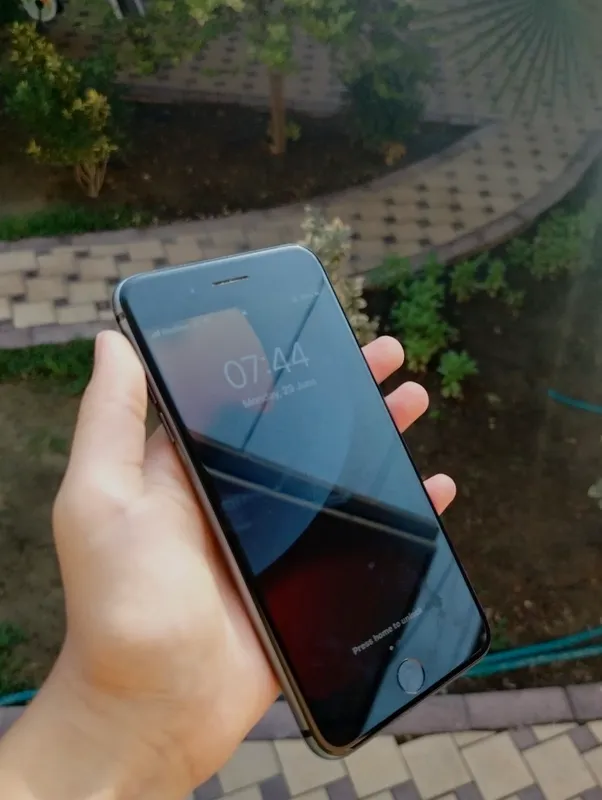 iphone 8+