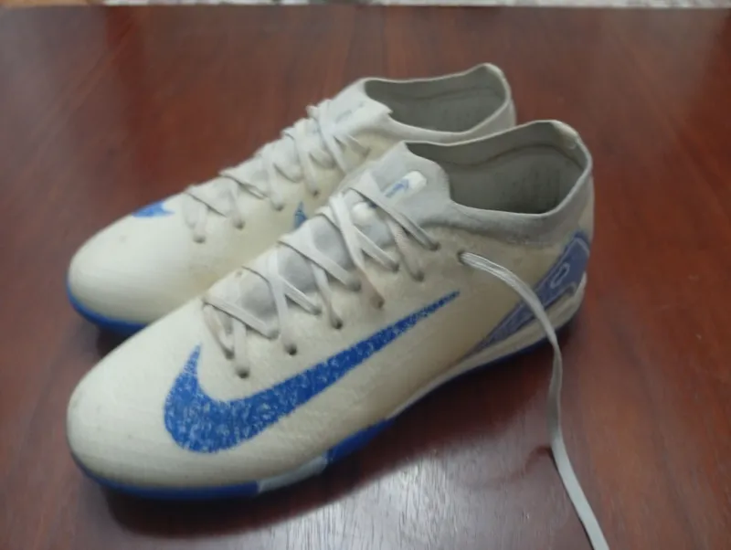 Nike Mercurial Vapor 16 в хорошем состоянии — фото 1